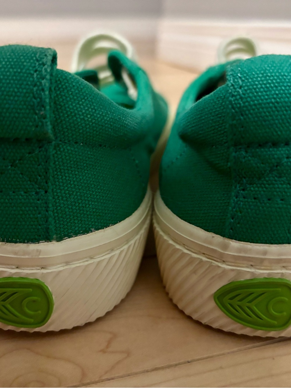 CARIUMA Oca Low Green Canvas Women’s Size 8 - Picture 5 of 6